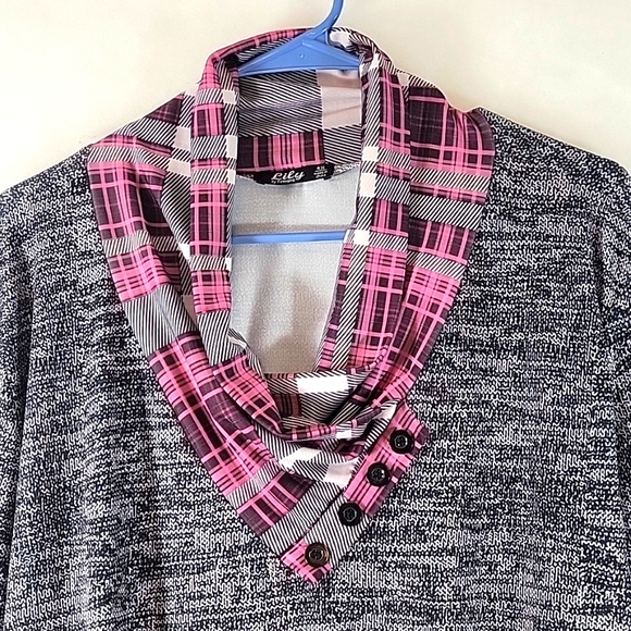 LILY Long Sleeve Tunic with Cowel Neckline and Plaid Embellishment Size 4X - Picture 3 of 8